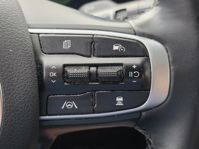 2025 Kia K5 - Photo 30