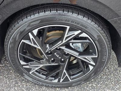 2025 Kia K5 - Photo 38