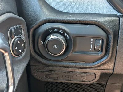 2026 Jeep Wrangler — photo 25 view