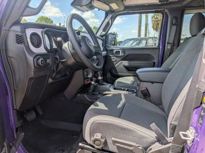 2026 Jeep Wrangler — photo 14 view