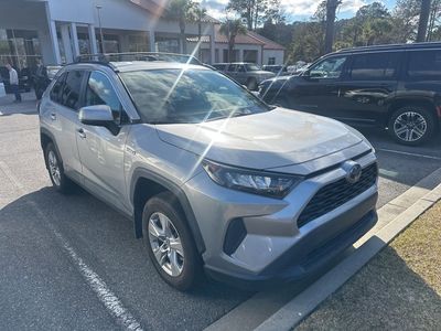 2020 Toyota RAV4 Hybrid - Photo 2