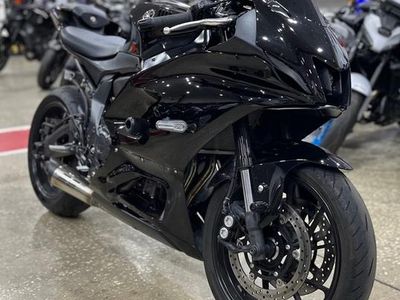 2023 Yamaha YZF-R7 - Photo 8
