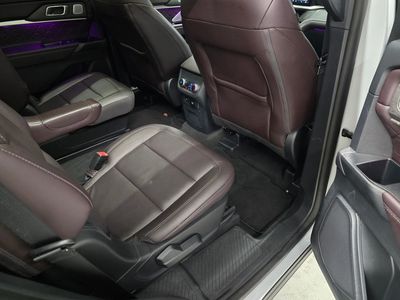 2025 Ford Explorer - Photo 35