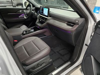 2025 Ford Explorer - Photo 34