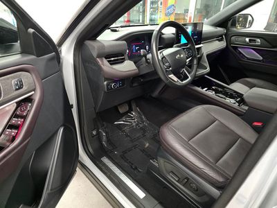 2025 Ford Explorer - Photo 16