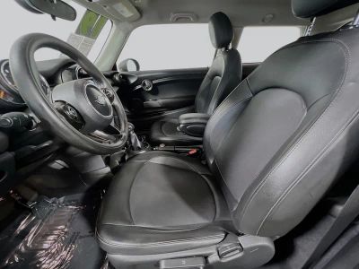 2019 MINI Cooper — photo 12 view