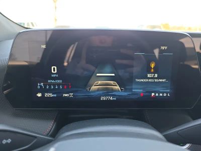 2025 Chevrolet Equinox — photo 10 view