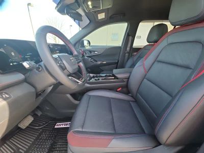 2025 Chevrolet Equinox — photo 9 view