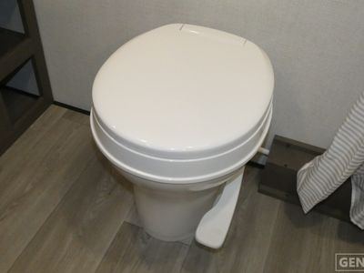 2026 Grand Design Transcend One - Photo 15