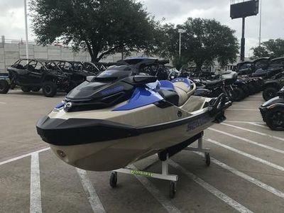 2025 Sea-Doo Wake Pro 230 - Photo 2