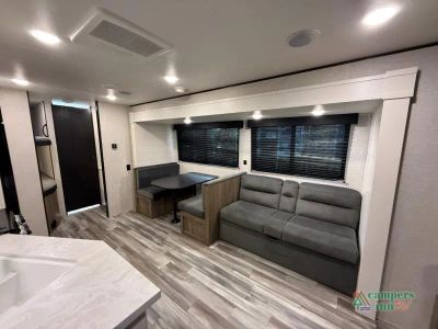 2025 Jayco Jay Flight — photo 8 view