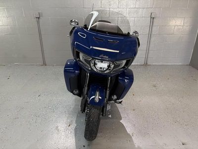 2025 Indian Motorcycle Pursuit Limited 112 w/PowerBand Audio Springfield Blue - Photo 4
