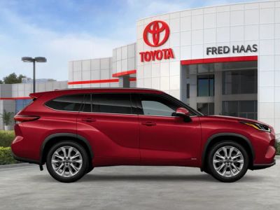 2026 Toyota Highlander Hybrid — photo 14 view