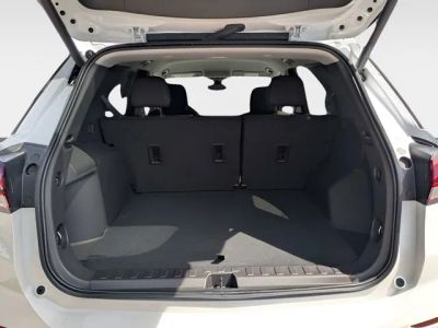 2024 Chevrolet Equinox — photo 8 view