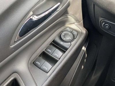 2024 Chevrolet Equinox — photo 17 view