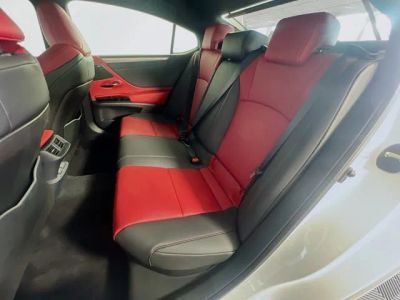 2025 Lexus ES — photo 27 view