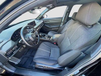 2025 Honda Accord Hybrid — photo 16 view