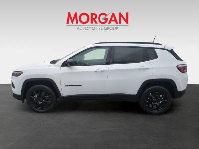 2026 Jeep Compass — photo 8 view