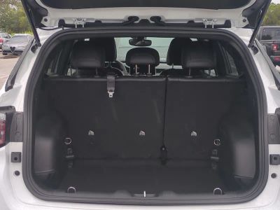 2026 Jeep Compass — photo 13 view