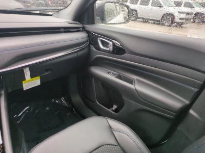 2026 Jeep Compass — photo 17 view