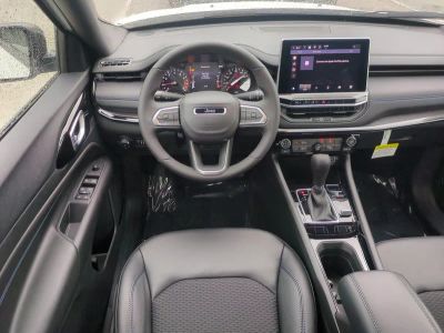 2026 Jeep Compass — photo 16 view