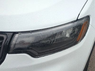 2026 Jeep Compass — photo 10 view
