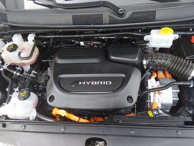 2023 Chrysler Pacifica — photo 9 view