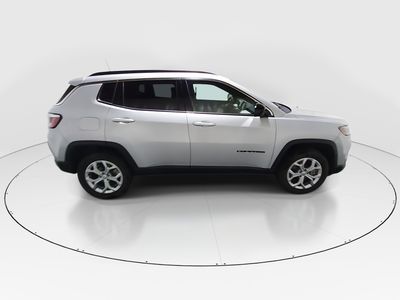 2024 Jeep Compass - Photo 8