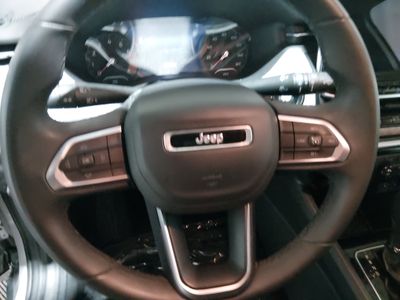 2024 Jeep Compass - Photo 12