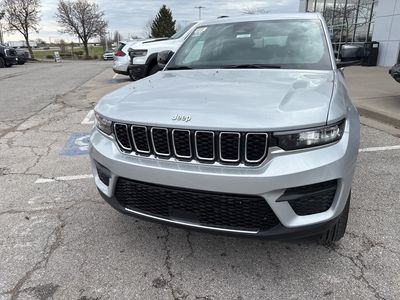 2026 Jeep Grand Cherokee — photo 11 view