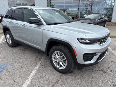 2026 Jeep Grand Cherokee — engine compartment view