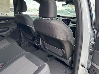 2026 Jeep Grand Cherokee — photo 44 view