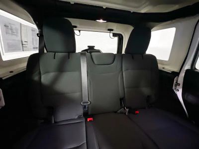 2023 Jeep Wrangler — photo 29 view