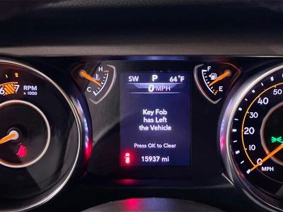 2023 Jeep Wrangler — photo 19 view