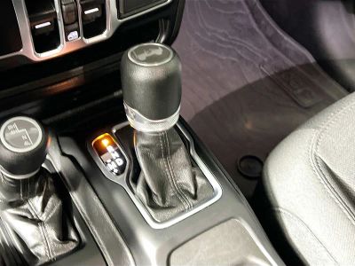 2023 Jeep Wrangler — photo 21 view