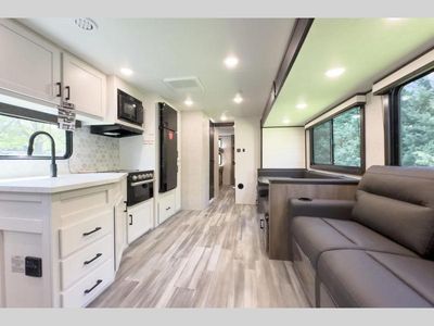 2024 Jayco Jay Flight - Photo 3