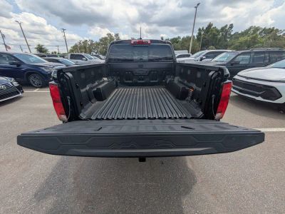 2026 Chevrolet Colorado — photo 12 view