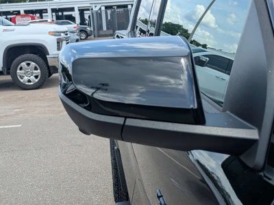 2026 Chevrolet Colorado — photo 11 view