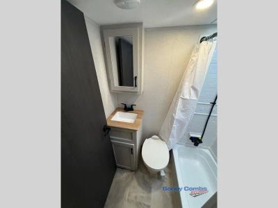 2026 Coachmen RV Chaparral - Photo 36