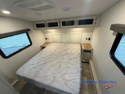 2026 Coachmen RV Chaparral - Photo 34