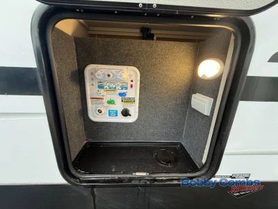 2026 Coachmen RV Chaparral - Photo 6