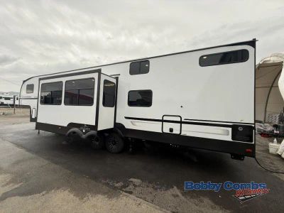 2026 Coachmen RV Chaparral - Photo 7