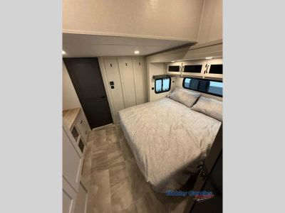 2026 Coachmen RV Chaparral - Photo 18