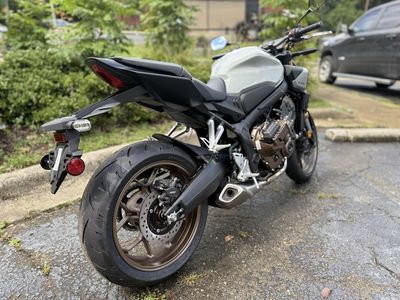 2025 Honda CBR650R E-Clutch - Photo 4