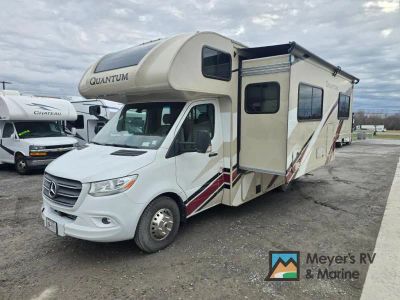 2021 Thor Motor Coach Quantum - Photo 3