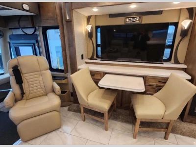 2025 Tiffin Motorhomes Phaeton - Photo 9