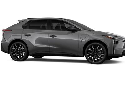2026 Toyota bZ - Photo 13