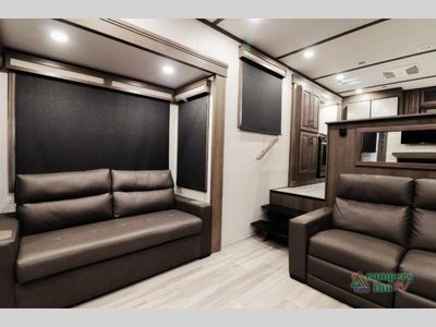 2024 Grand Design Solitude - Photo 19