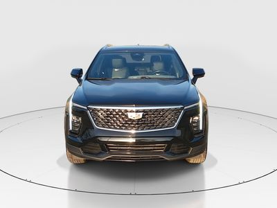 2024 Cadillac XT4 - Photo 2