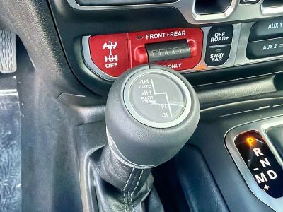 2026 Jeep Wrangler — photo 30 view